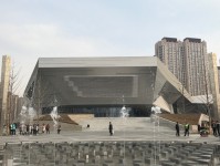 飞机、蜂巢、红土……揭秘二青会比赛场馆足球比赛