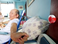 上亿老人家里存在致命风险怎么破？60岁老人惨死在家里2年