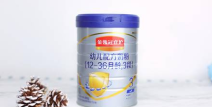 伊利金领冠奶粉报价,品质与价格的完美平衡